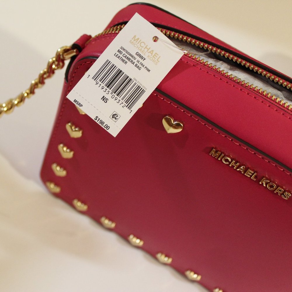Michael Kors || Medium Ultra Pink Ginny Leather Crossbody Camera Bag